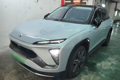 Nio ES6 · 2020 год