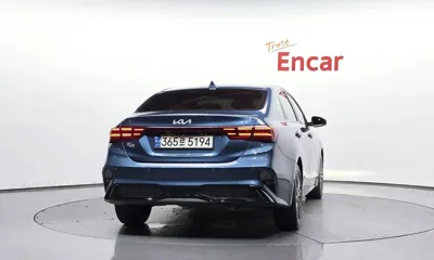Kia K3 2022, 67602 км, за 15547.76 USD