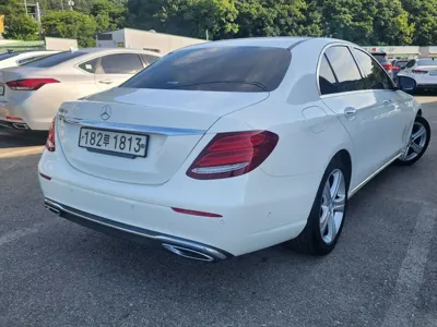 Mercedes-Benz E-Class 2017, 119400 км, за 11562.6 USD