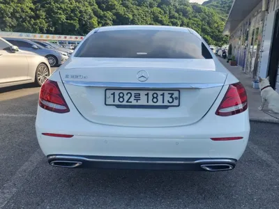 Mercedes-Benz E-Class 2017, 119400 км, за 11562.6 USD