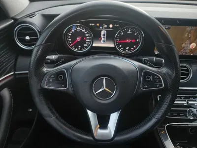 Mercedes-Benz E-Class 2017, 119400 км, за 11562.6 USD - фото 11