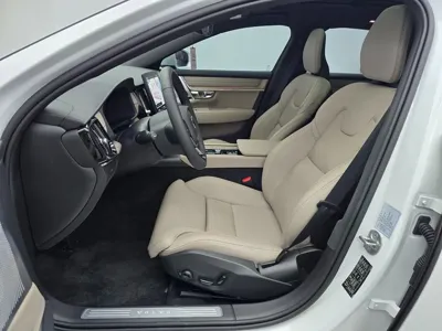 Volvo S90 2026, 399 км, за 38354.01 USD - фото 10