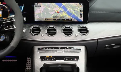 Mercedes-Benz E-Class 2023, 15138 км, за 49337.71 USD - фото 14