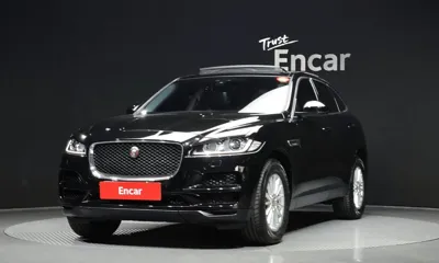 Jaguar F-Pace · 2017 год