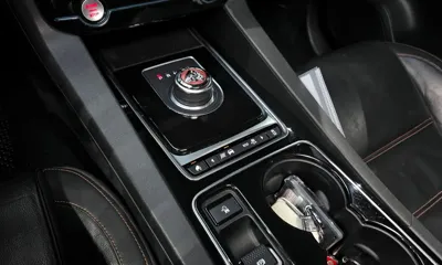 Jaguar F-Pace 2017, 109215 км, за 8582.75 USD - фото 9