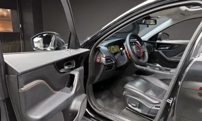 Jaguar F-Pace 2017, 109215 км, за 8582.75 USD - фото 11