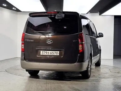 Hyundai Starex 2019, 80505 км, за 13266.05 USD