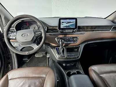 Hyundai Starex 2019, 80505 км, за 13266.05 USD