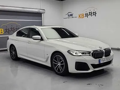BMW 5-Series 2023, 59601 км, за 26913.48 USD