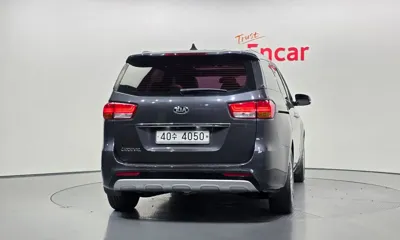 Kia Canival 2015, 153041 км, за 5382.7 USD