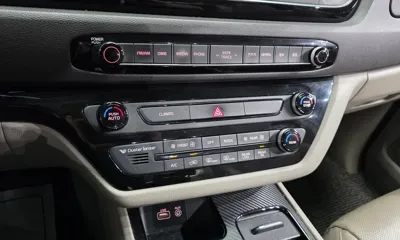 Kia Canival 2015, 153041 км, за 5382.7 USD - фото 16