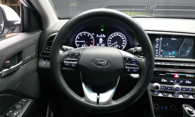Hyundai Avante 2019, 60057 км, за 9100.97 USD - фото 13