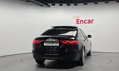 Jaguar XF 2019, 87740 км, за 8527.24 USD