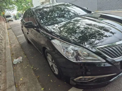 Hyundai Grandeur · 2015 год