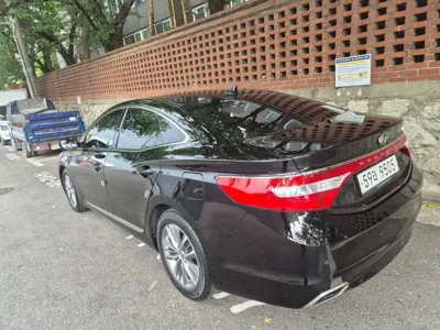 Hyundai Grandeur 2015, 84611 км, за 5176.99 USD