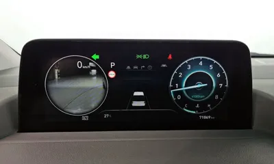 Hyundai Staria 2022, 71869 км, за 17728.58 USD - фото 8