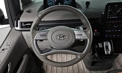 Hyundai Staria 2022, 71869 км, за 17728.58 USD - фото 13
