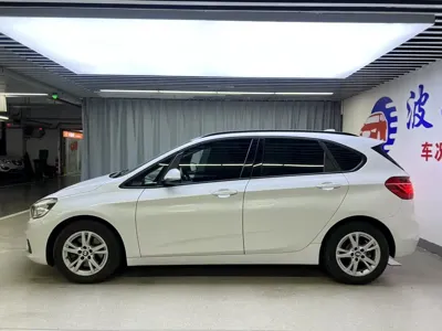 BMW 2 Series Active Tourer 2017, 91000 км, за 6453.6 USD