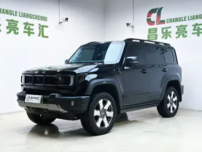 Beijing Off-Road 北京越野BJ40增程 · 2025 год