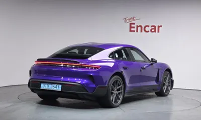 Porsche Taycan 2025, 6929 км, за 116380.53 USD