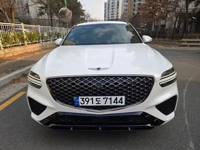 Genesis GV70 · 2022 год