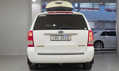 Kia Canival 2012, 168963 км, за 2925.31 USD