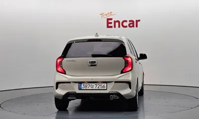 Kia Morning 2021, 51661 км, за 8205.33 USD