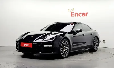 Porsche Panamera · 2025 год