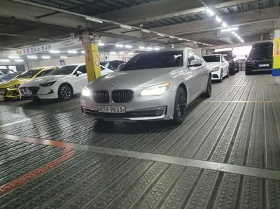 BMW 7-Series 2015, 180000 км, за 6892.48 USD