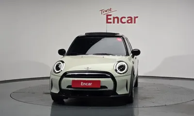 MINI Cooper 2022, 20591 км, за 15222.5 USD