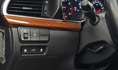 Kia K7 2016, 140293 км, за 6236.05 USD - фото 16