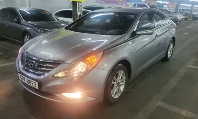 Hyundai Sonata 2010, 160000 км, за 2439.19 USD