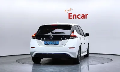 Nissan Leaf 2019, 94275 км, за 7535.7 USD
