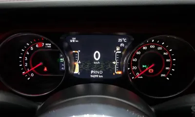 Jeep Wrangler 2019, 94299 км, за 21662.07 USD - фото 8