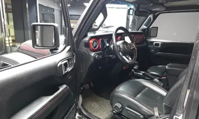 Jeep Wrangler 2019, 94299 км, за 21662.07 USD - фото 10