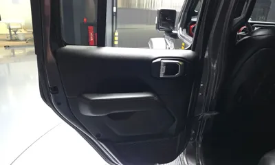 Jeep Wrangler 2019, 94299 км, за 21662.07 USD - фото 25