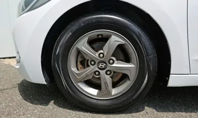 Hyundai Avante 2016, 121265 км, за 4940.52 USD
