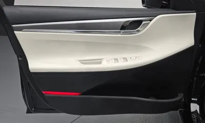 Hyundai Grandeur 2022, 32437 км, за 17759.58 USD - фото 24