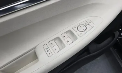 Hyundai Grandeur 2022, 32437 км, за 17759.58 USD - фото 28