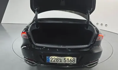 Hyundai Grandeur 2022, 32437 км, за 17759.58 USD - фото 30