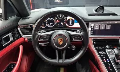 Porsche Panamera 2021, 42420 км, за 63733.24 USD - фото 13
