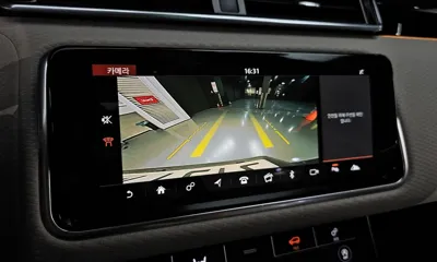 Land Rover Range Rover Velar 2018, 128041 км, за 22095.81 USD - фото 15