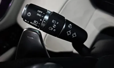 Land Rover Range Rover Velar 2018, 128041 км, за 22095.81 USD - фото 30