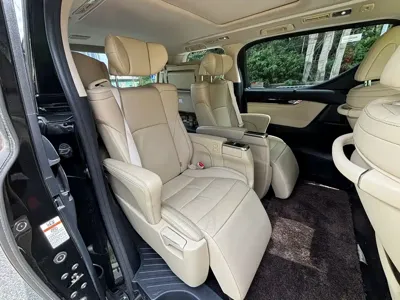 Toyota Alphard 2018, 100000 км, за 54266.16 USD - фото 10