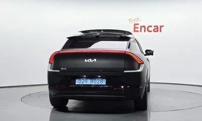 Kia EV6 2023, 52968 км, за 22037.31 USD - фото 4