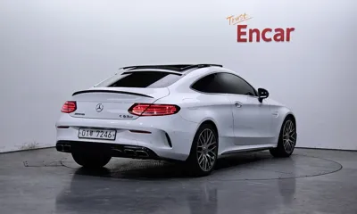 Mercedes-Benz C-Class 2017, 47371 км, за 31061.63 USD