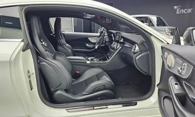 Mercedes-Benz C-Class 2017, 47371 км, за 31061.63 USD - фото 11