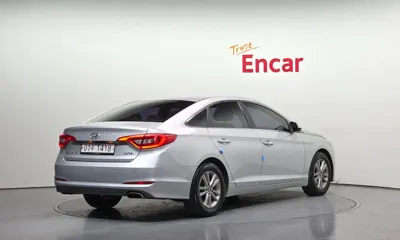 Hyundai Sonata 2015, 177599 км, за 3966.88 USD