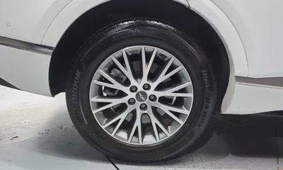 Genesis GV80 2023, 81968 км, за 30129.97 USD