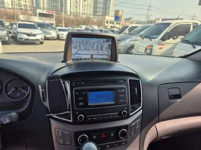 Hyundai Starex 2019, 154767 км, за 8205.33 USD - фото 8